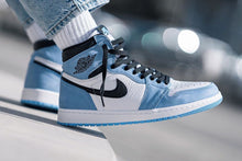 Load image into Gallery viewer, Jordan 1 High OG University Blue
