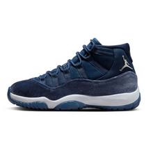 Load image into Gallery viewer, Jordan 11 Midnight Navy
